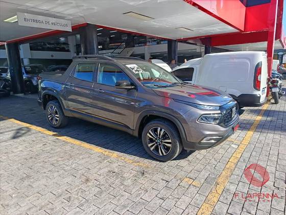 FIAT TORO 1.3 TURBO 270 FLEX FREEDOM AT6 FIAT TORO 1.3 TURBO 270 FLEX FREEDOM AT6
